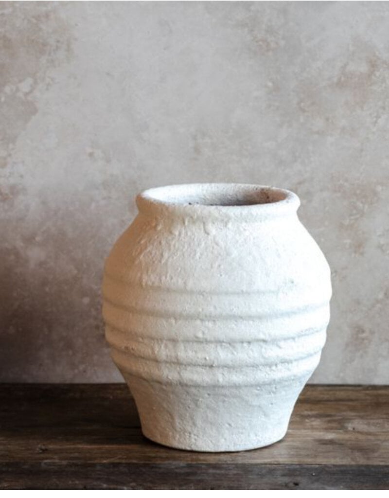7.7" White Line Vase