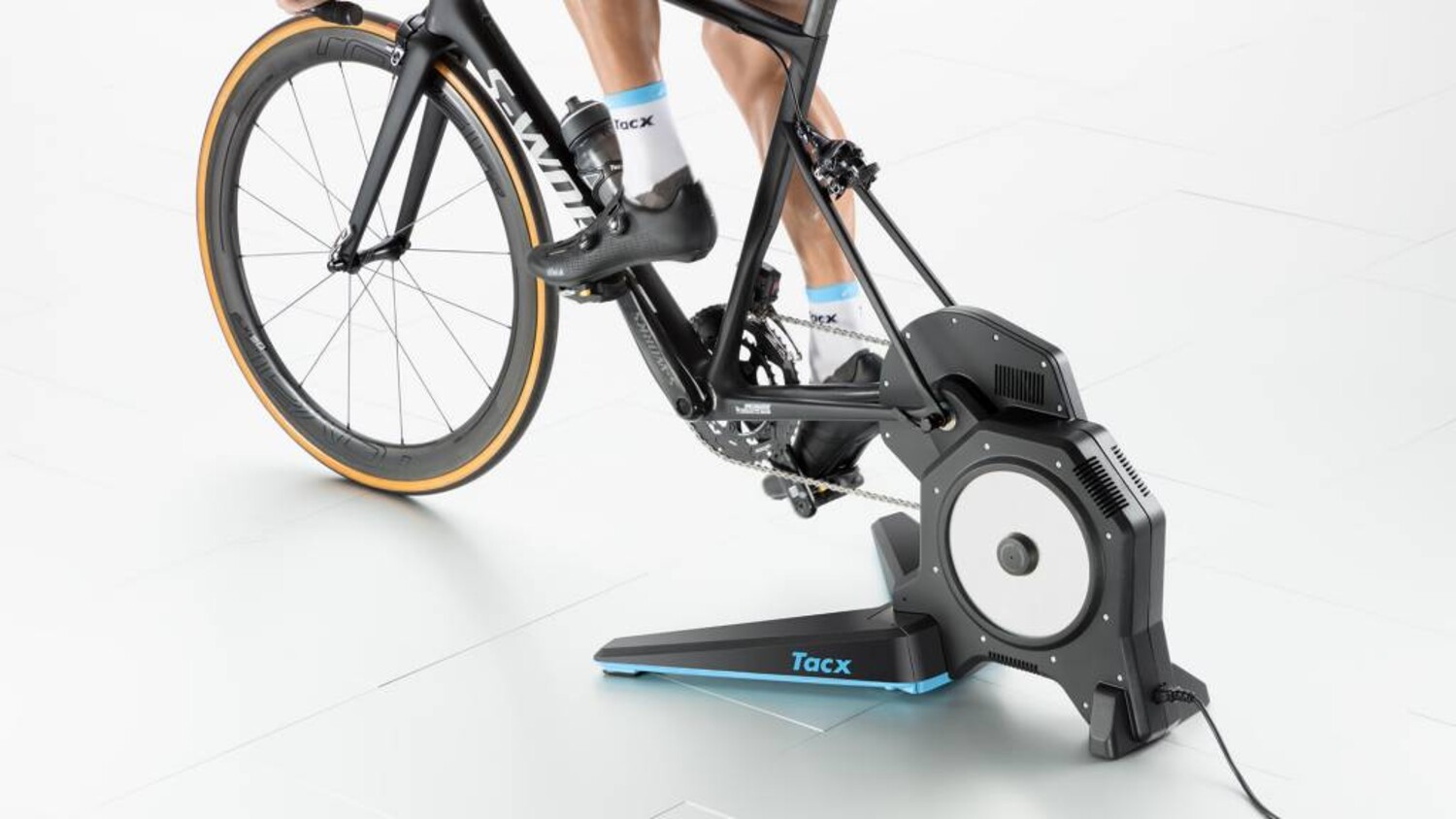 TACX FLUX 2 SMART Trainer | Chain Reaction Bicycles - Chain