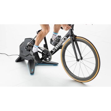 Tacx Flux 2 Smart Trainer (Dec. 22 delivery)