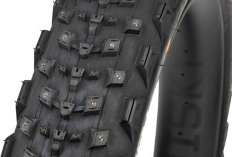45NRTH 45NRTH Dillinger 4 Tire - 27.5 x 4.0, Tubeless, Folding, Black, 120 TPI, 168 Large Concave Carbide Aluminum Studs