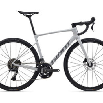 Giant Defy Advanced 3 Medium Gray