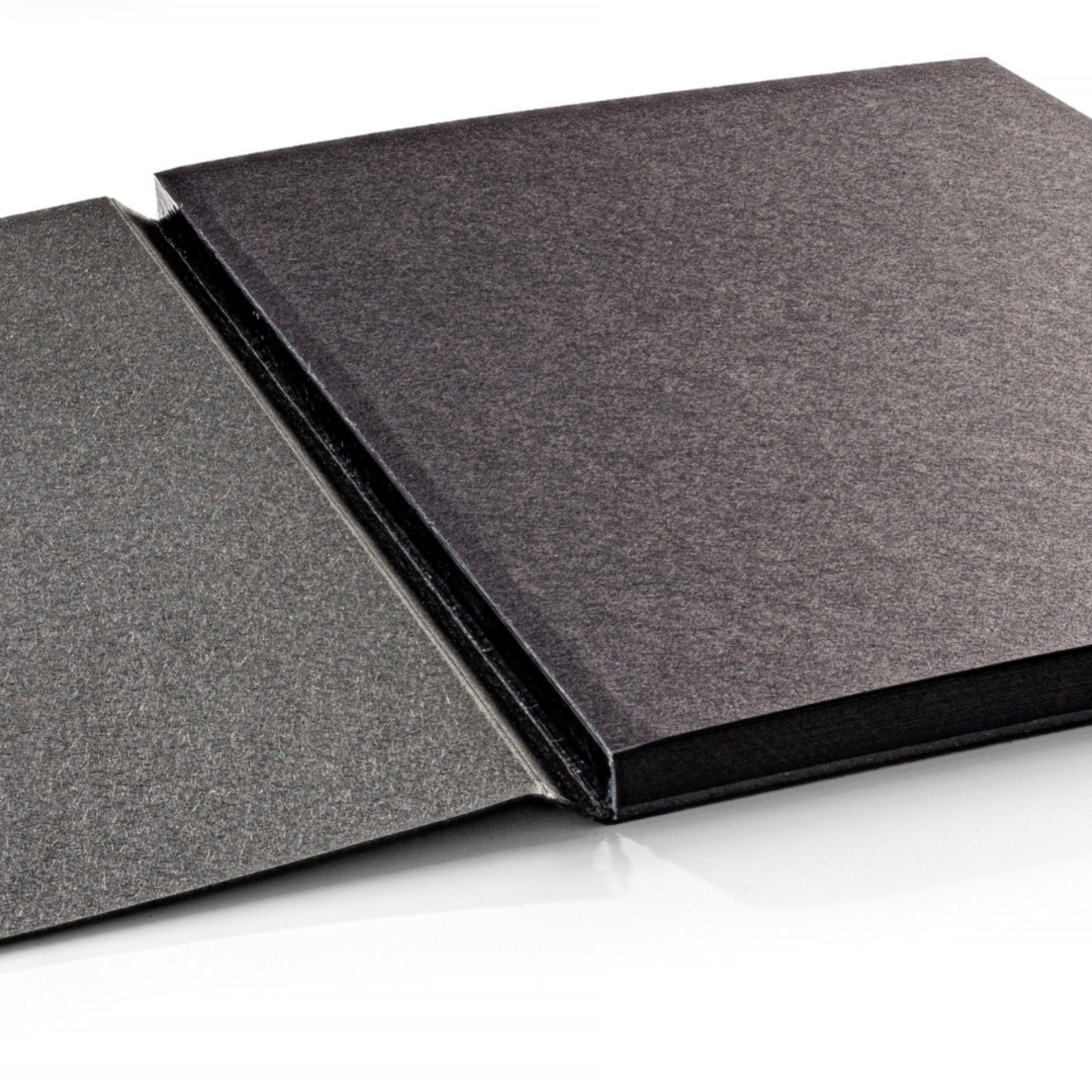 SM-LT SKETCH PAD AUTHENTIC A4 8.5X11.75 BLACK