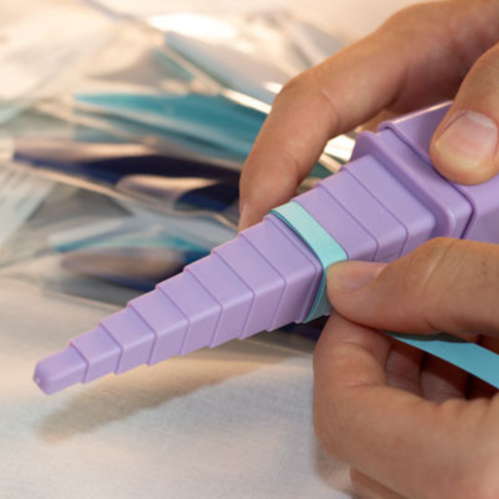 QUILLED CREATIONS BORDER BUDDY QUILLING TOOL