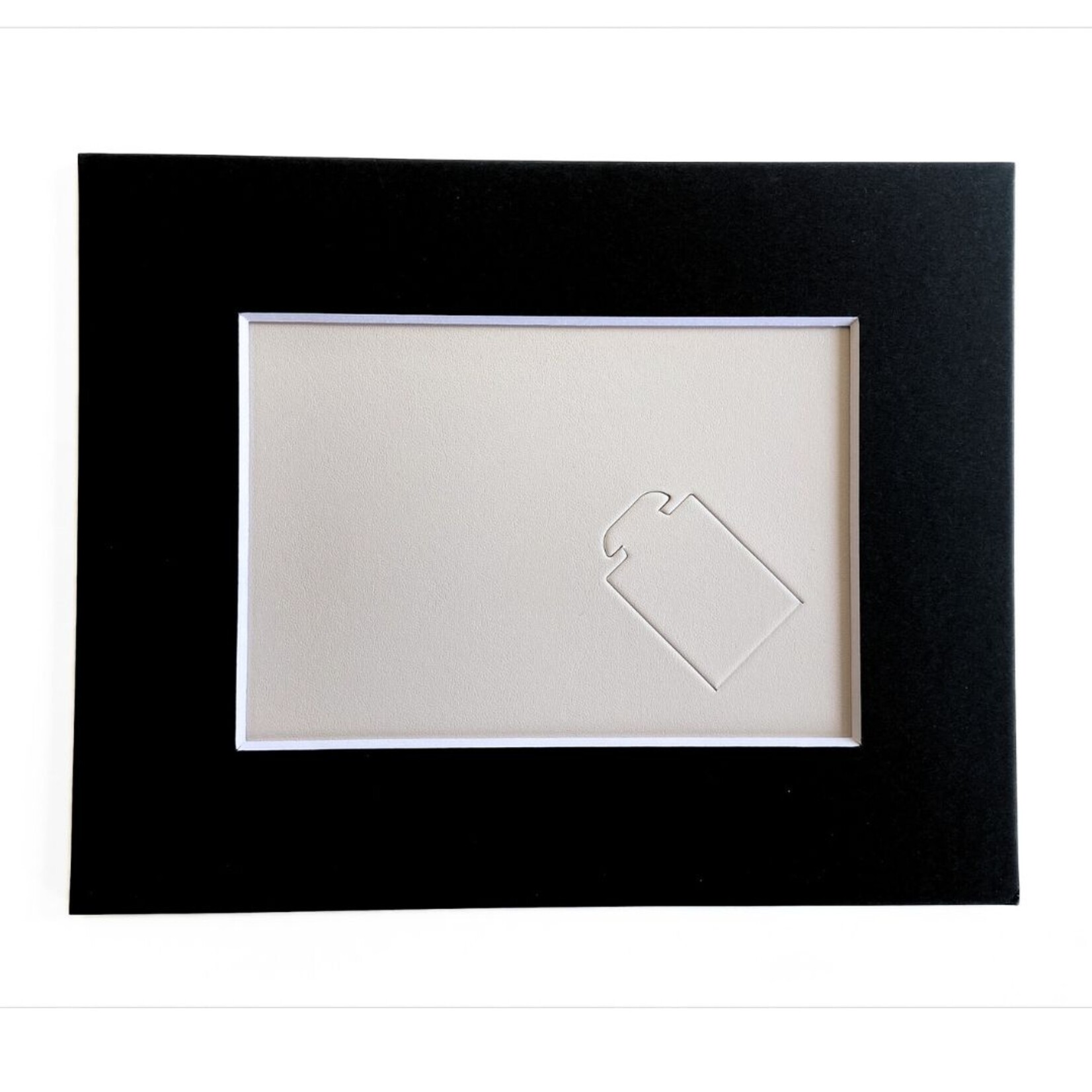 MAT WITH EASEL BACK 8X10 WITH 5X7 WINDOW - BLACK