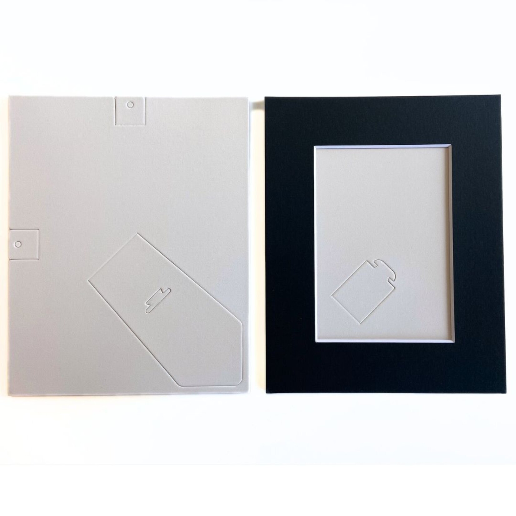 MAT WITH EASEL BACK 8X10 WITH 5X7 WINDOW - BLACK