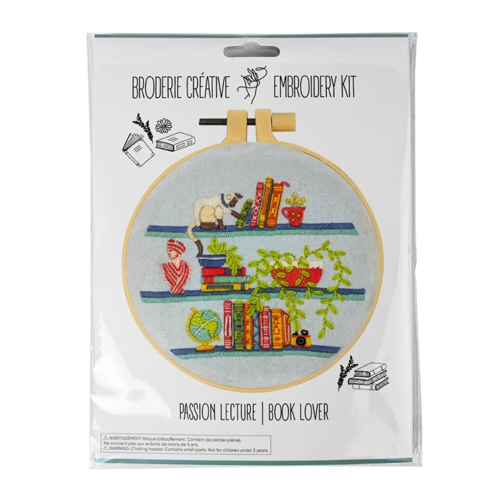 PBI ART EMBROIDERY KIT BOOK LOVER