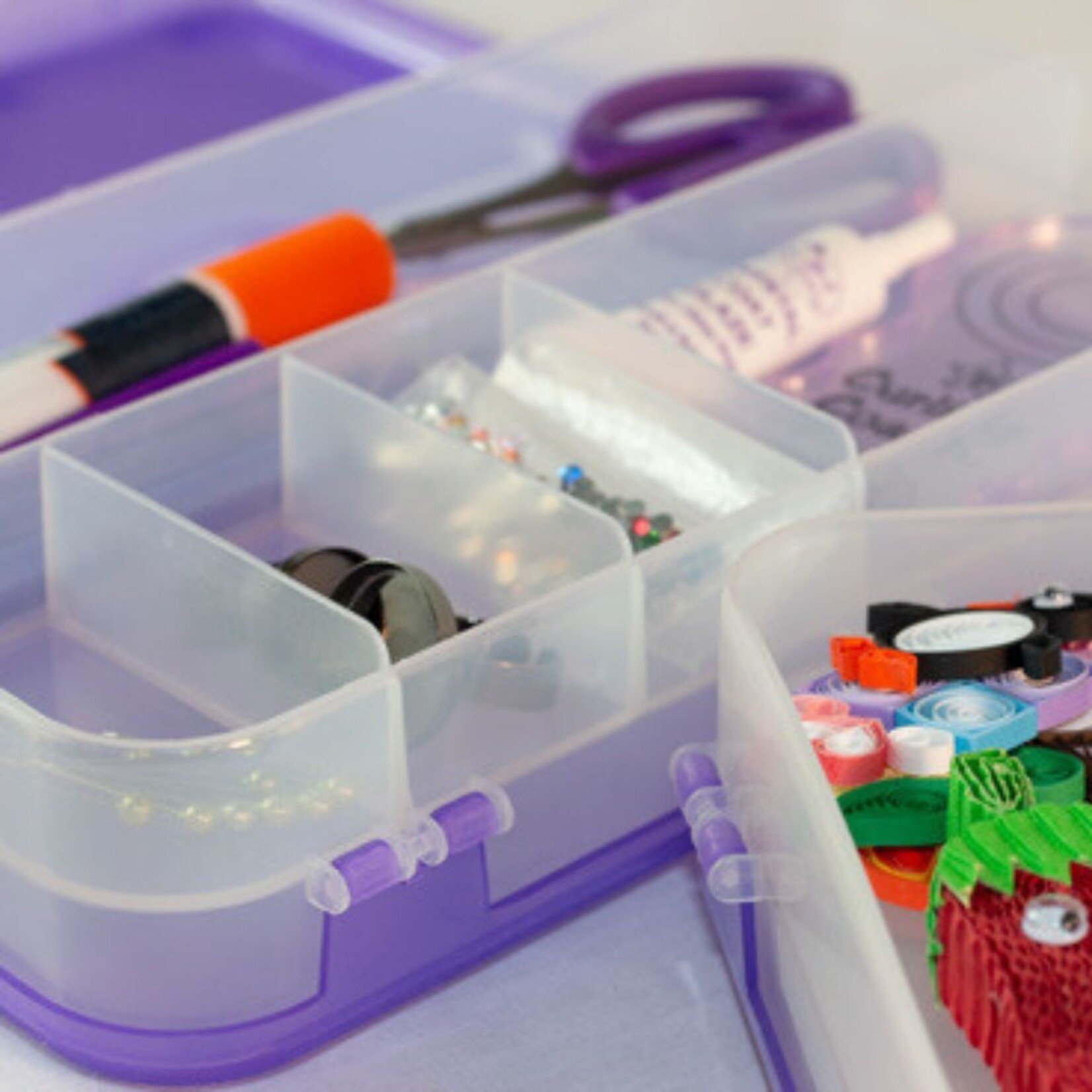 QUILLED CREATIONS DOUBLE SIDED STORAGE BOX