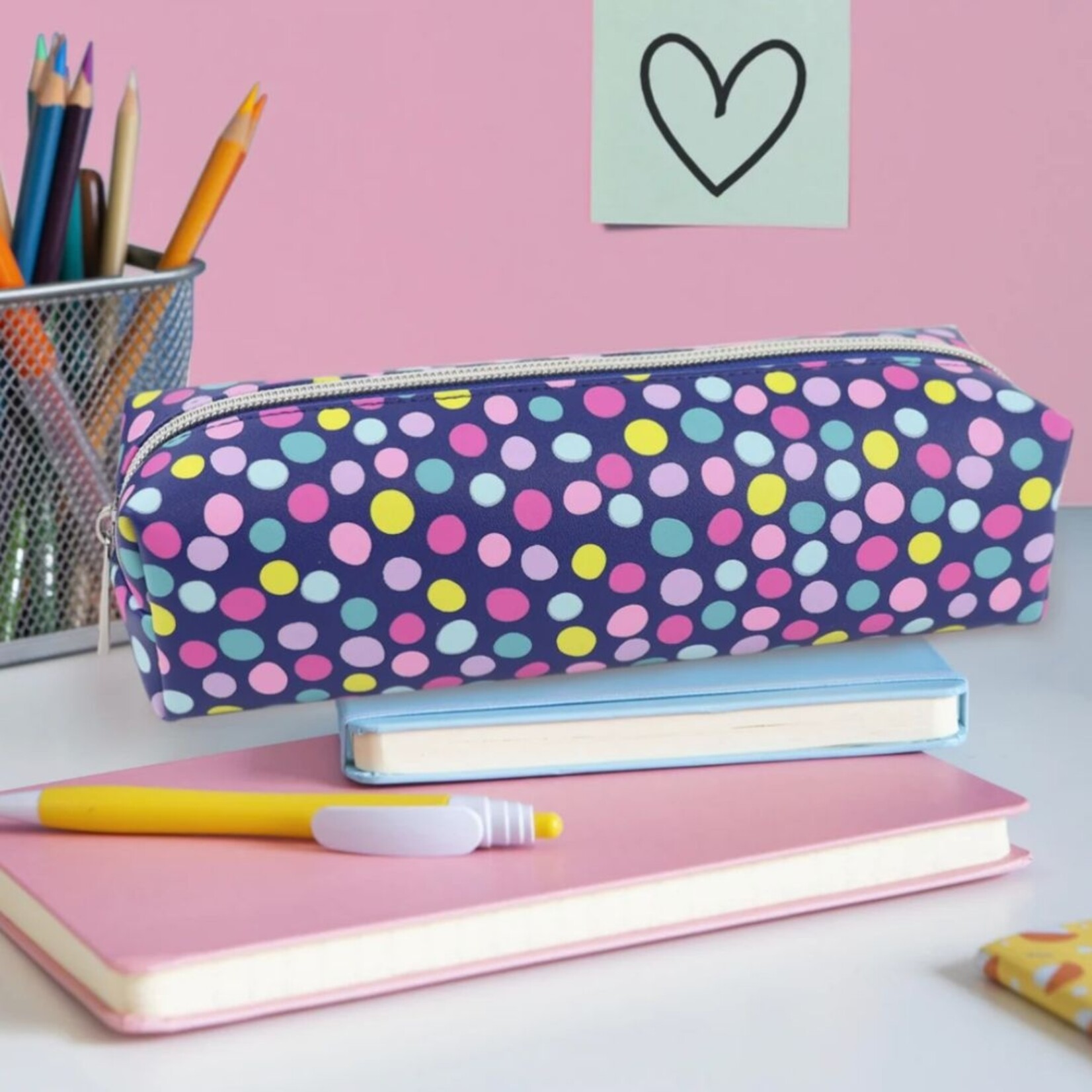 FASHION STATIONERY DOTTY SPOTS PENCIL CASE