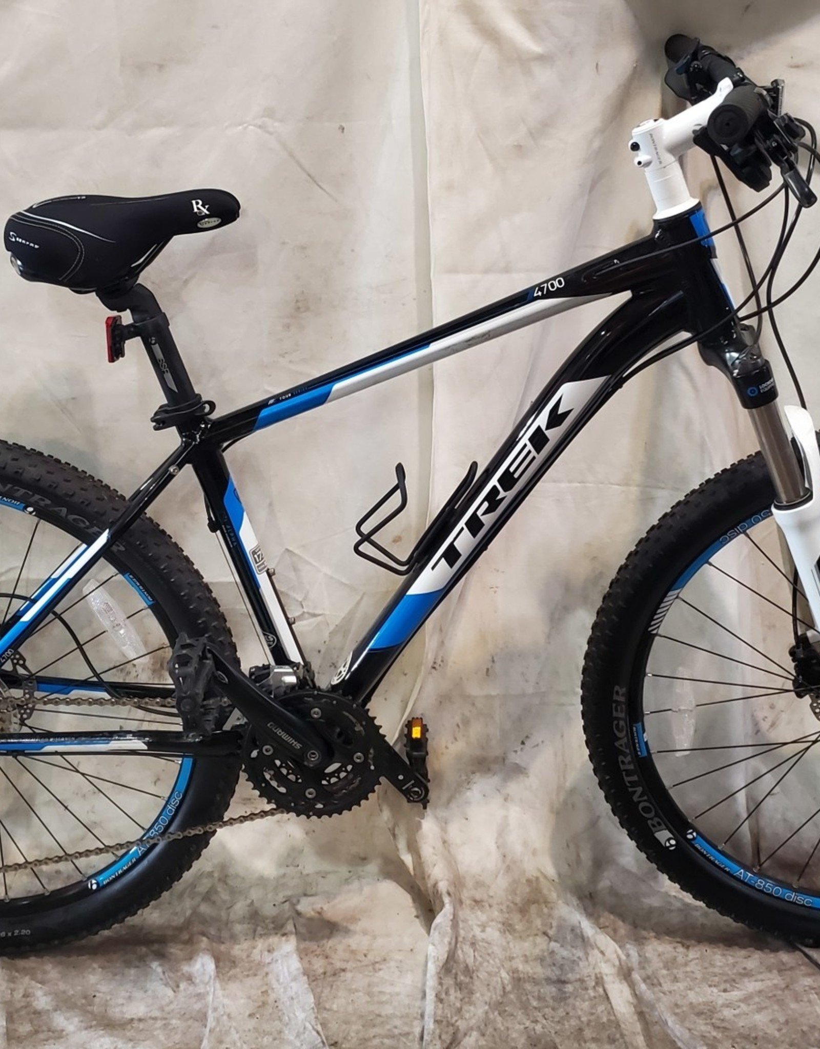 trek 4700 disc