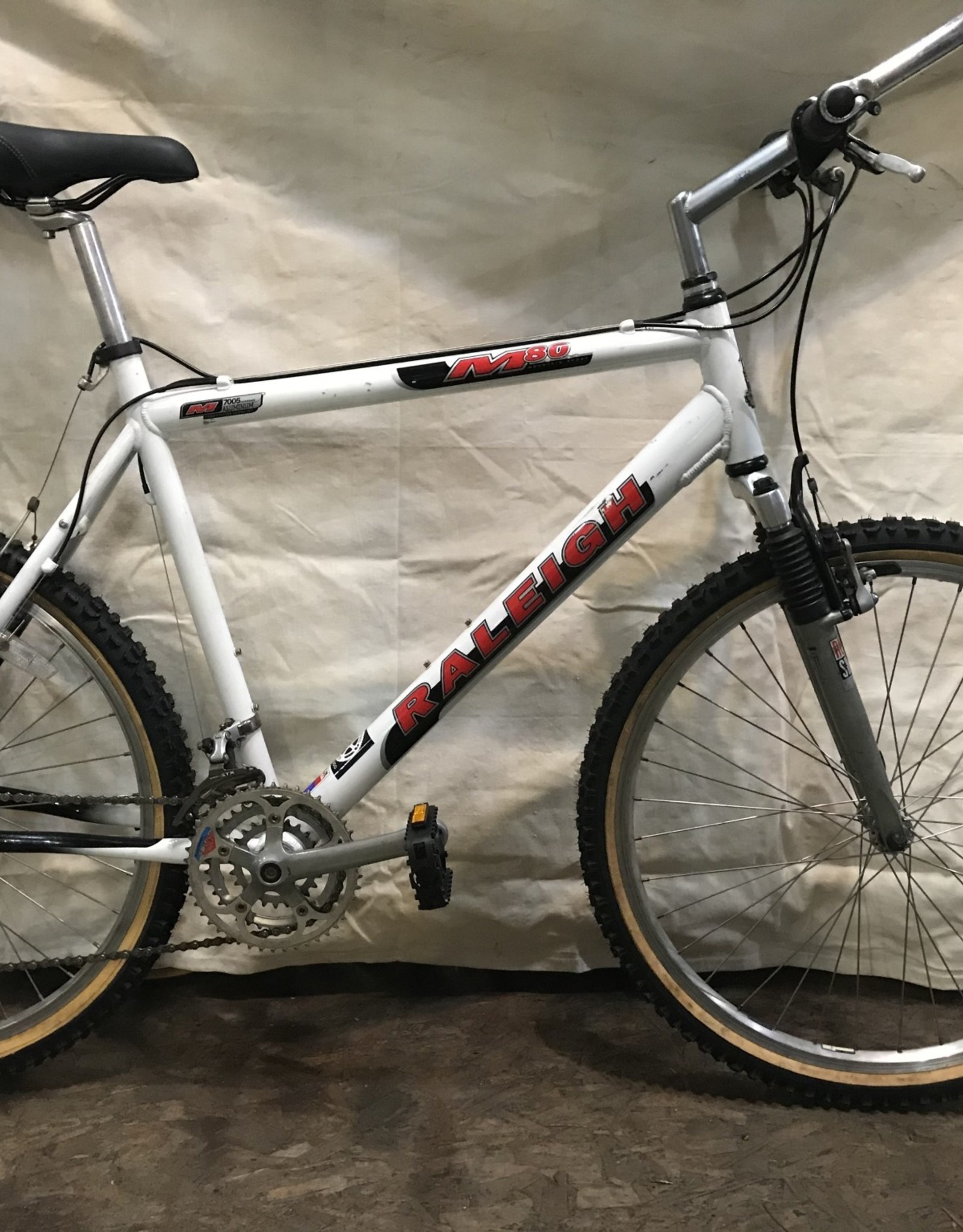 raleigh m80 mountain bike