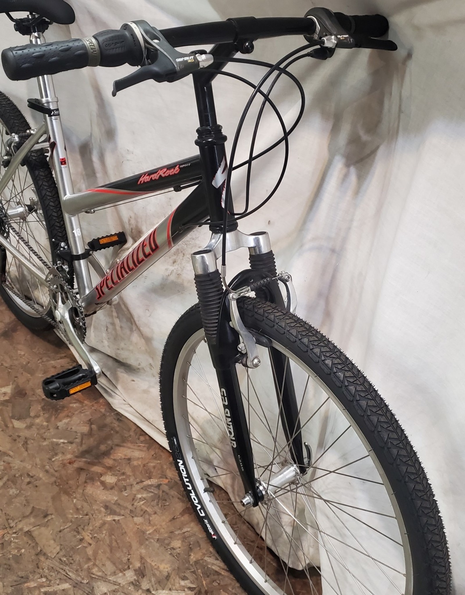 18"  Specialized Hardrock Sport (6922 B3)