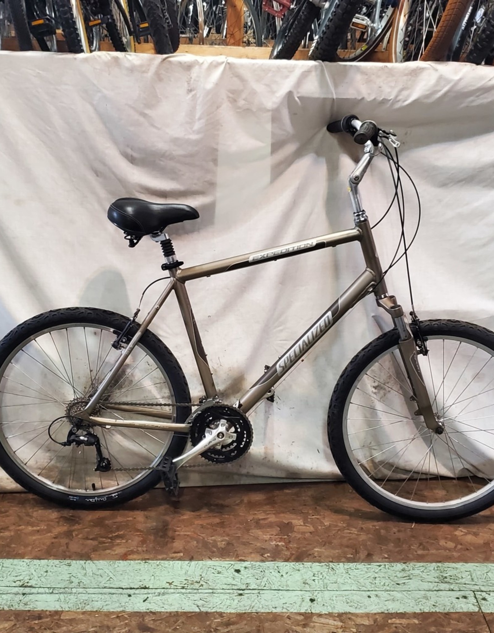 21.5" Specialized Expedition (4732 C4L)