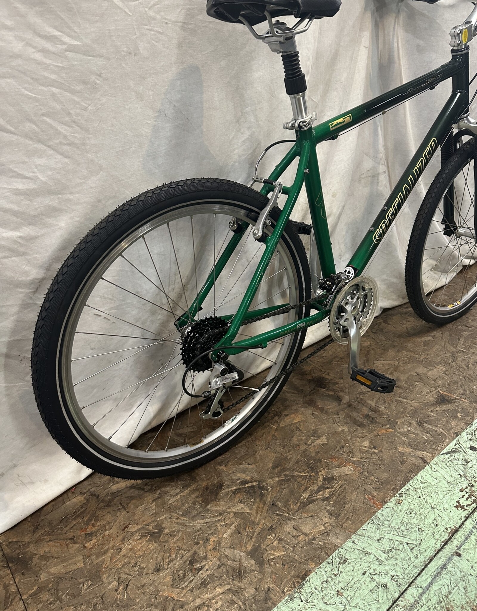 17.5"  Specialized Expedition Sport (7367 C5)