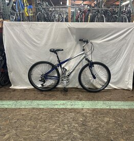 16.5" Trek Navigator 100 (887A C4U)