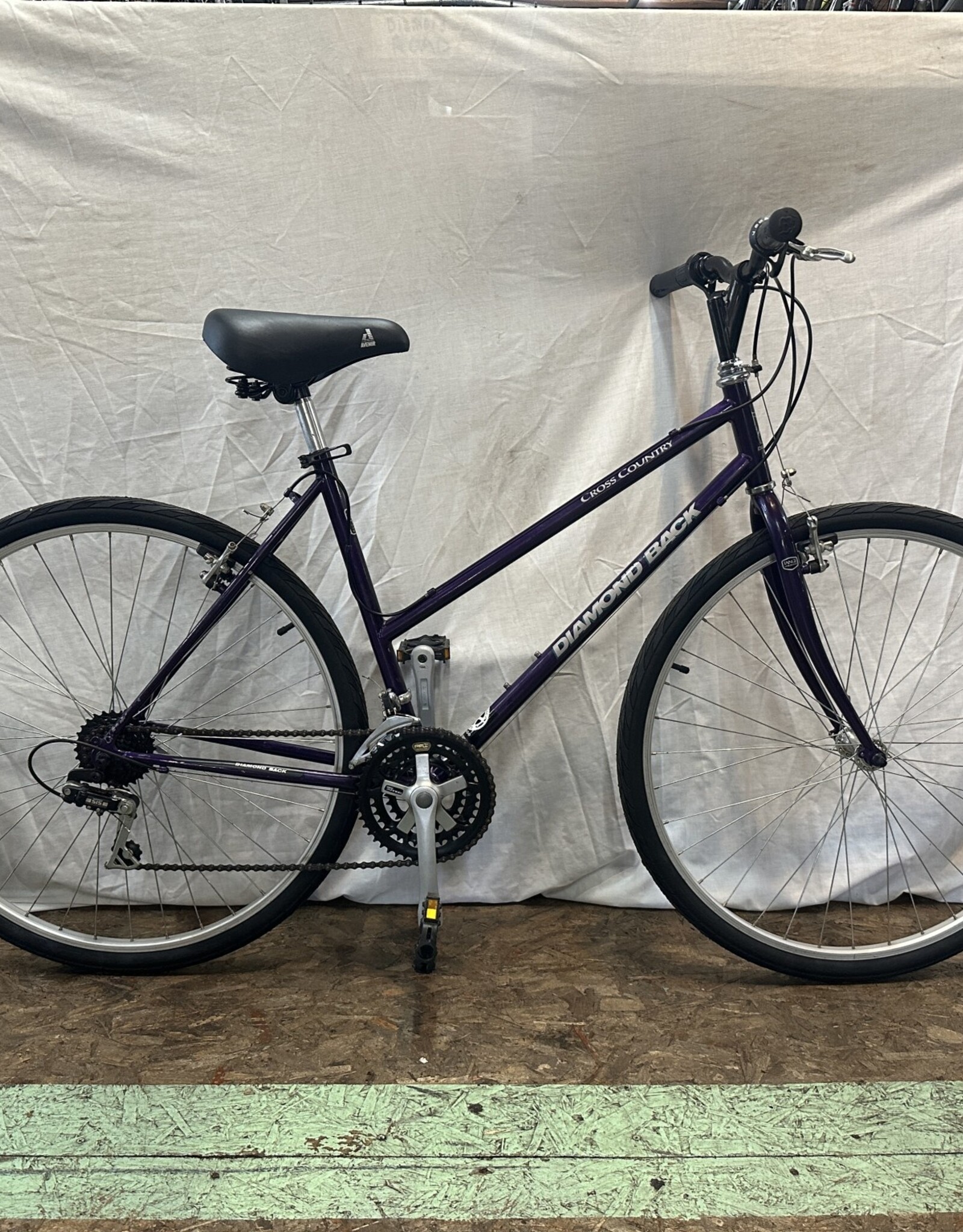 19.5" Diamondback Cross Country (7938 G2U)