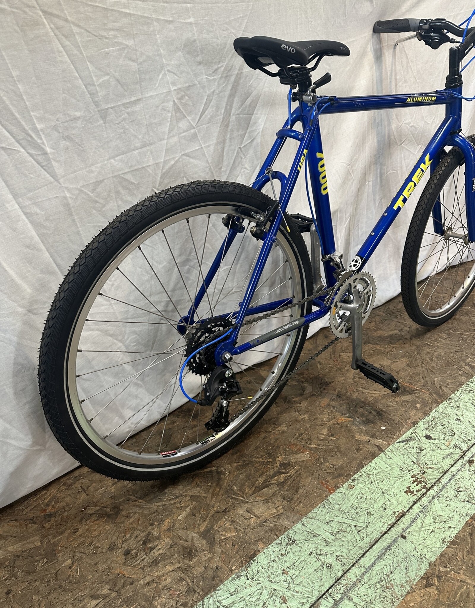 21" Trek 7000 (4188 G2U)