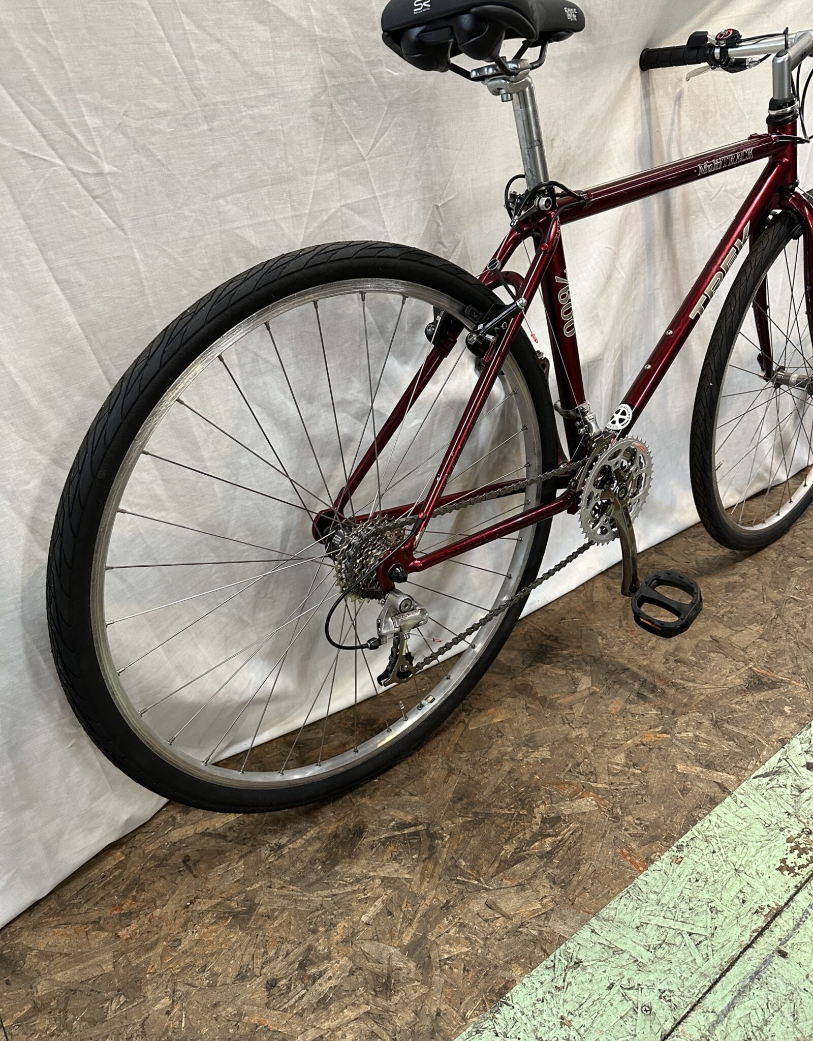 15" Trek 7600 Multitrack (9508 B3U)