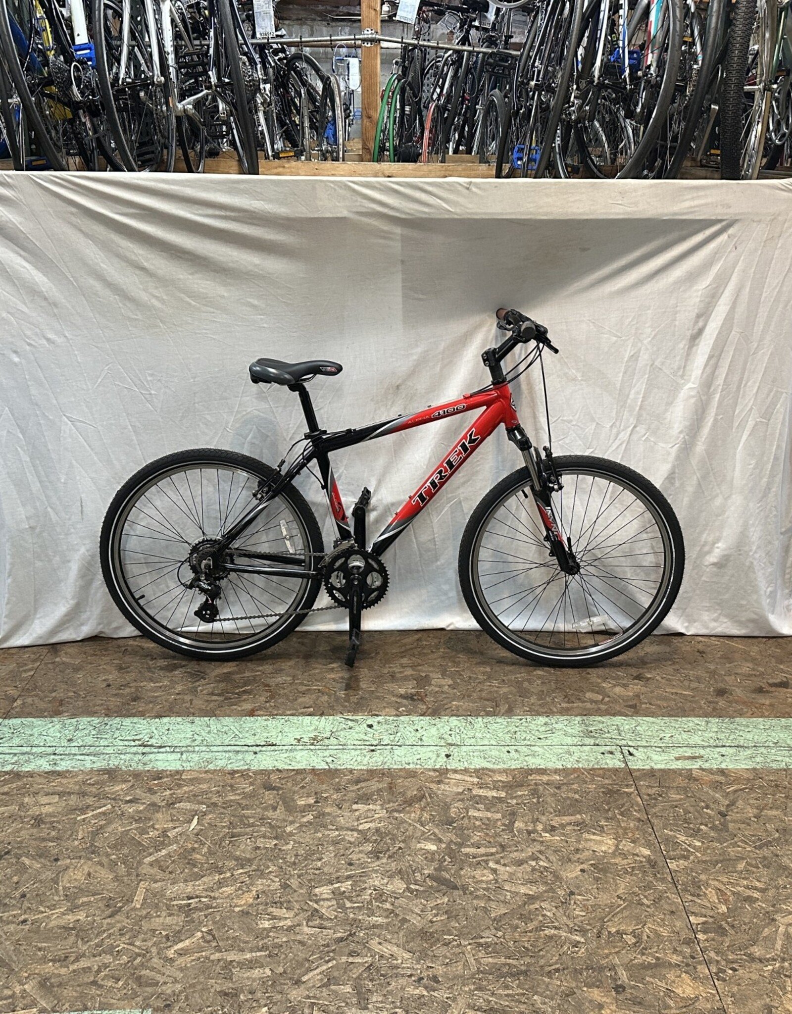 17.5"  Trek 4100 (K941 K3U)