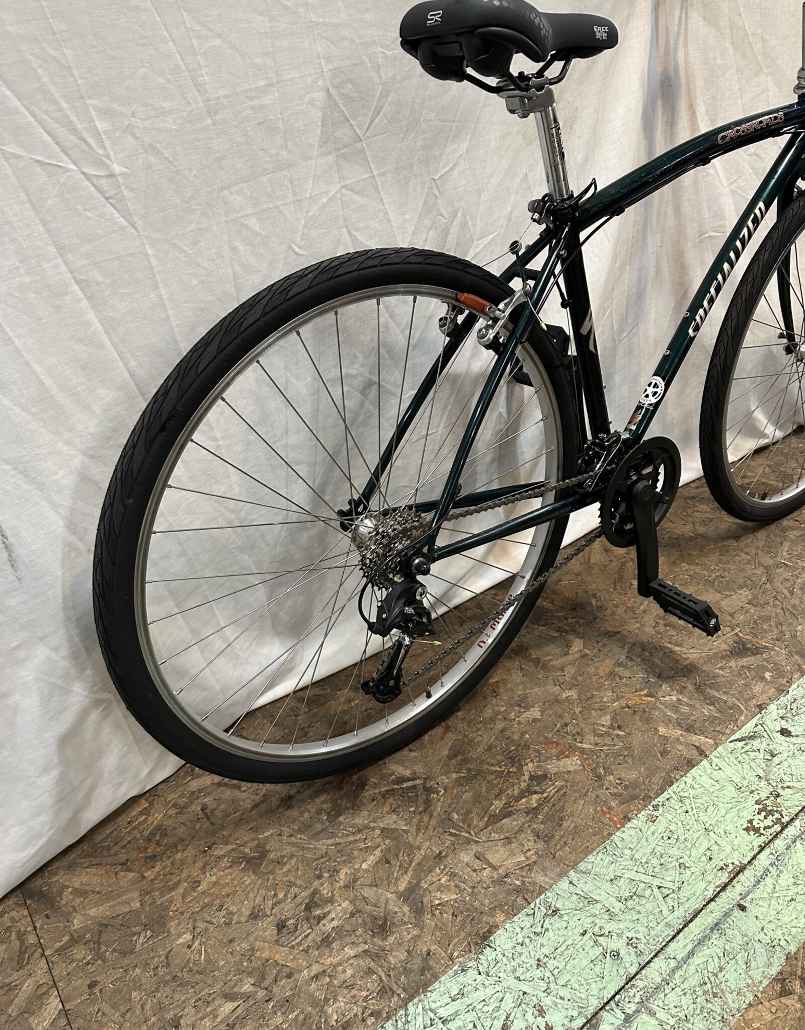 17"  Specialized Crossroads Sport (3806 K3U)