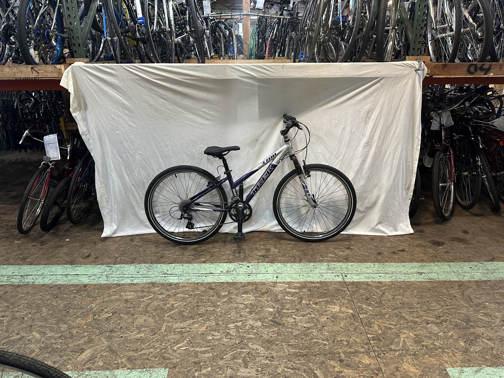 Trek 3700 2025 13 inch frame