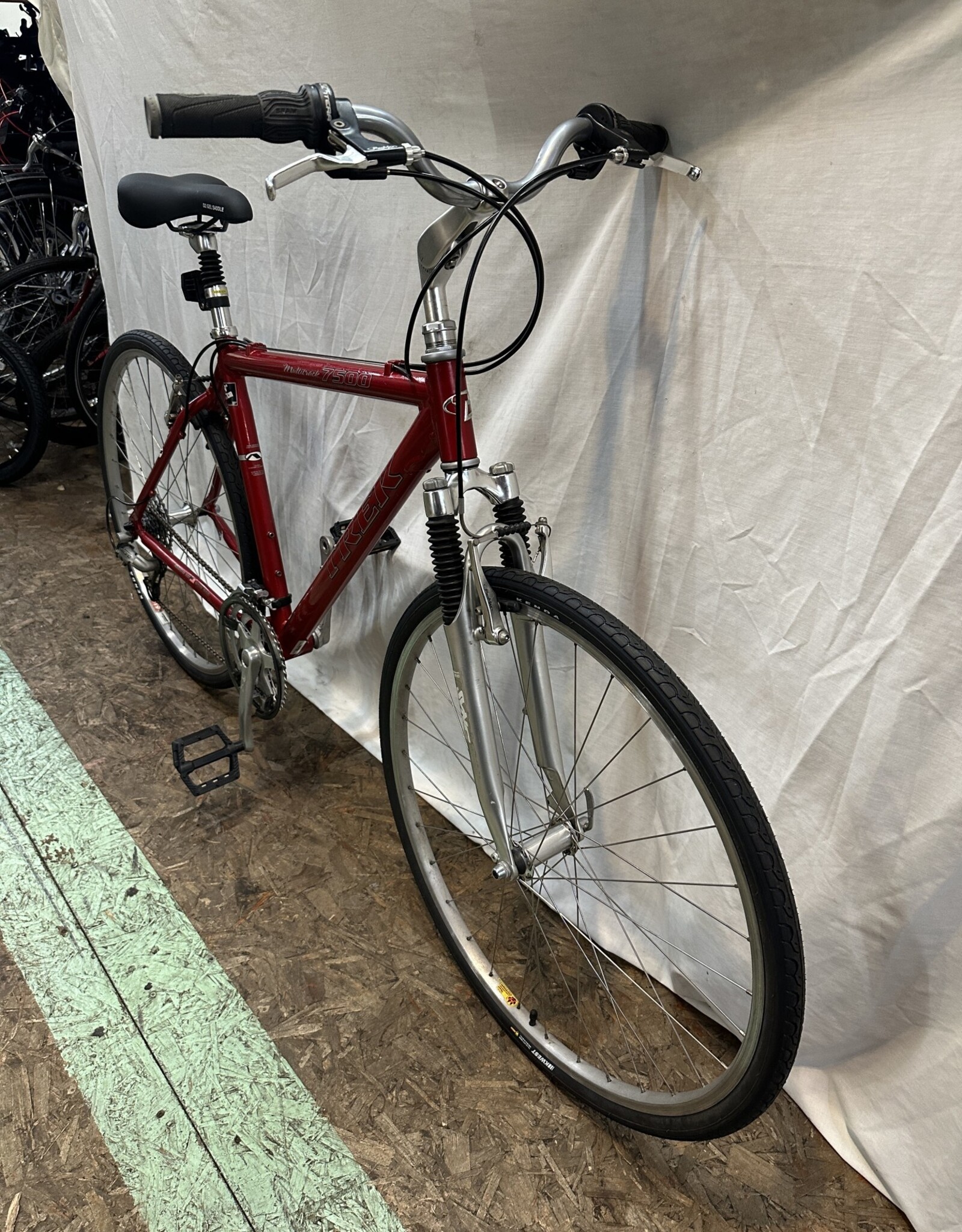 Trek 7500 hotsell multitrack bike