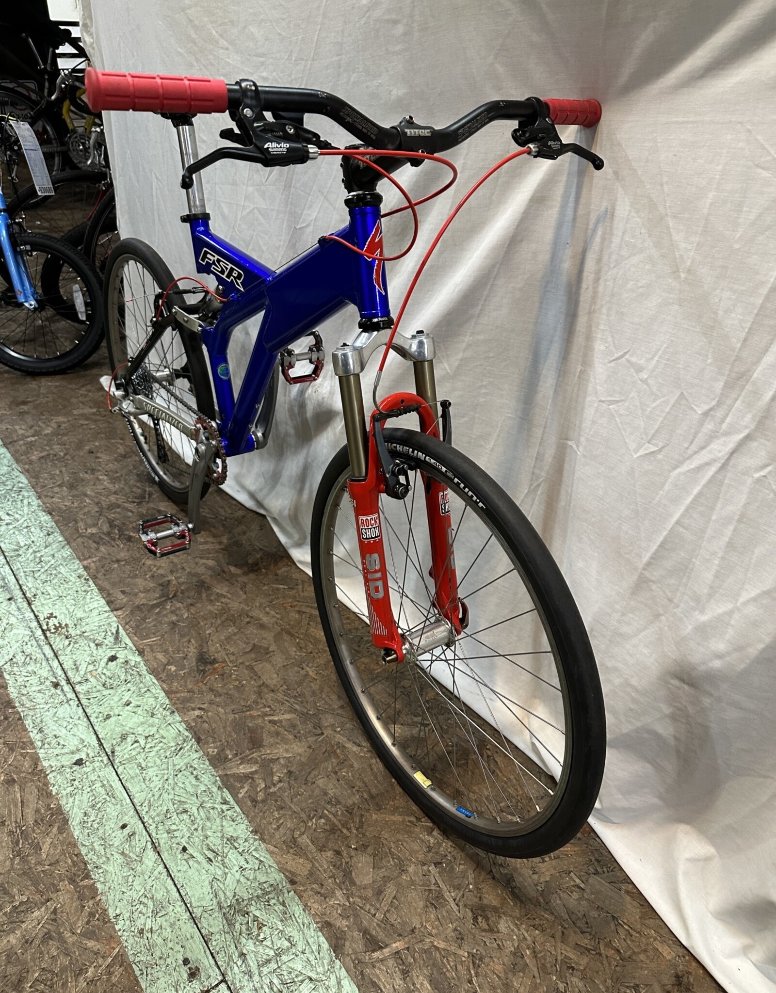 17.5" Specialized FSR Comp (8633 I3U)