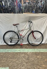 18"  Trek 7200 MultiTrack (6453 H3L)