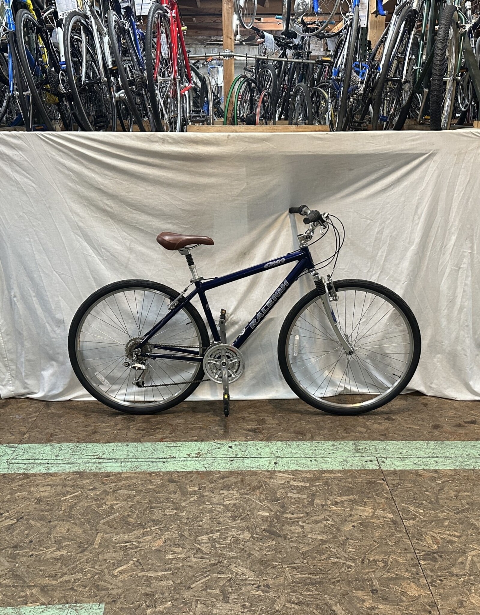 18 Raleigh C400 0096 E1U Working Bikes
