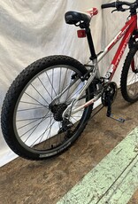 24"  Trek MT 220 (461C G1U)