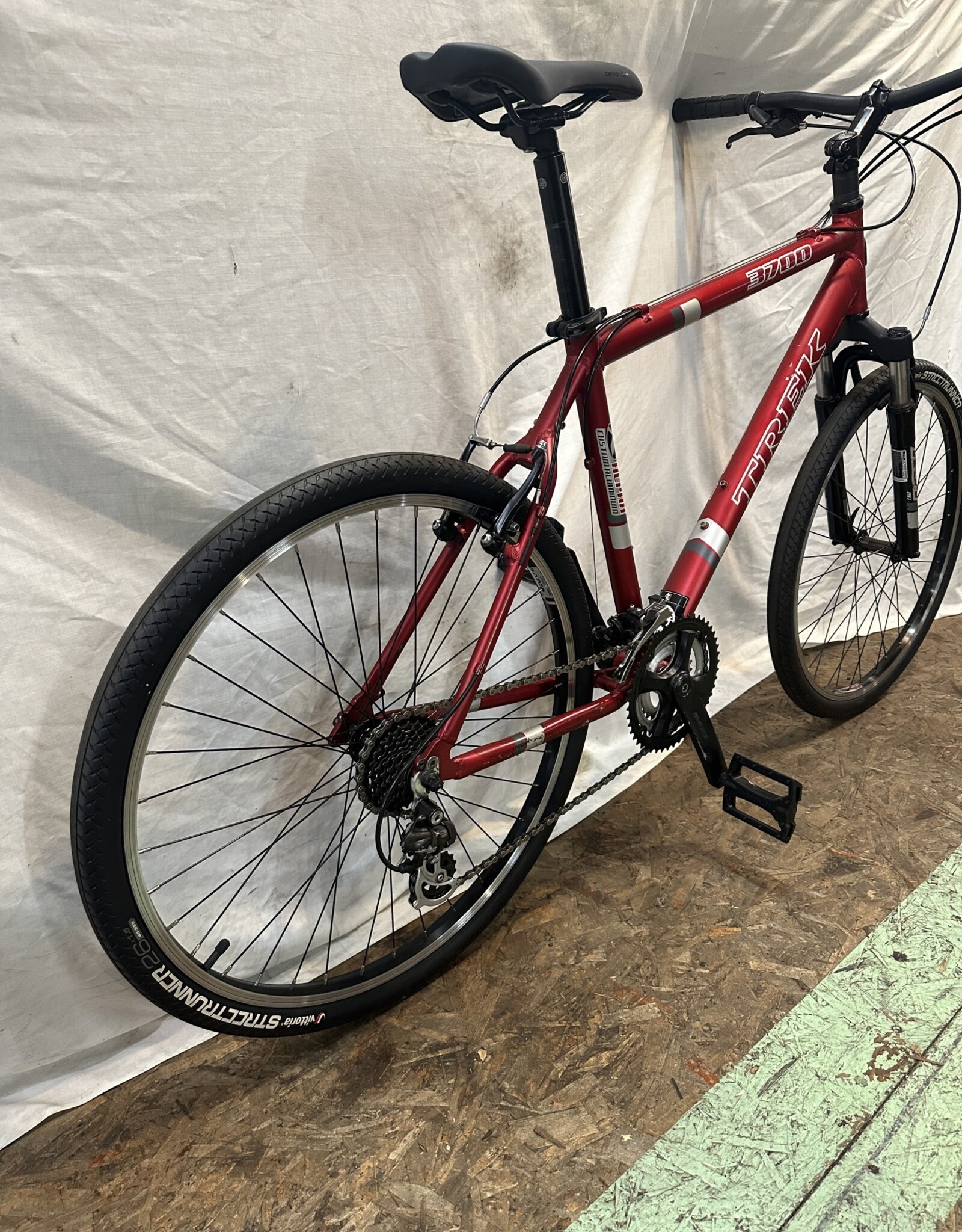 19.5 Trek 3700 218B C5U Working Bikes