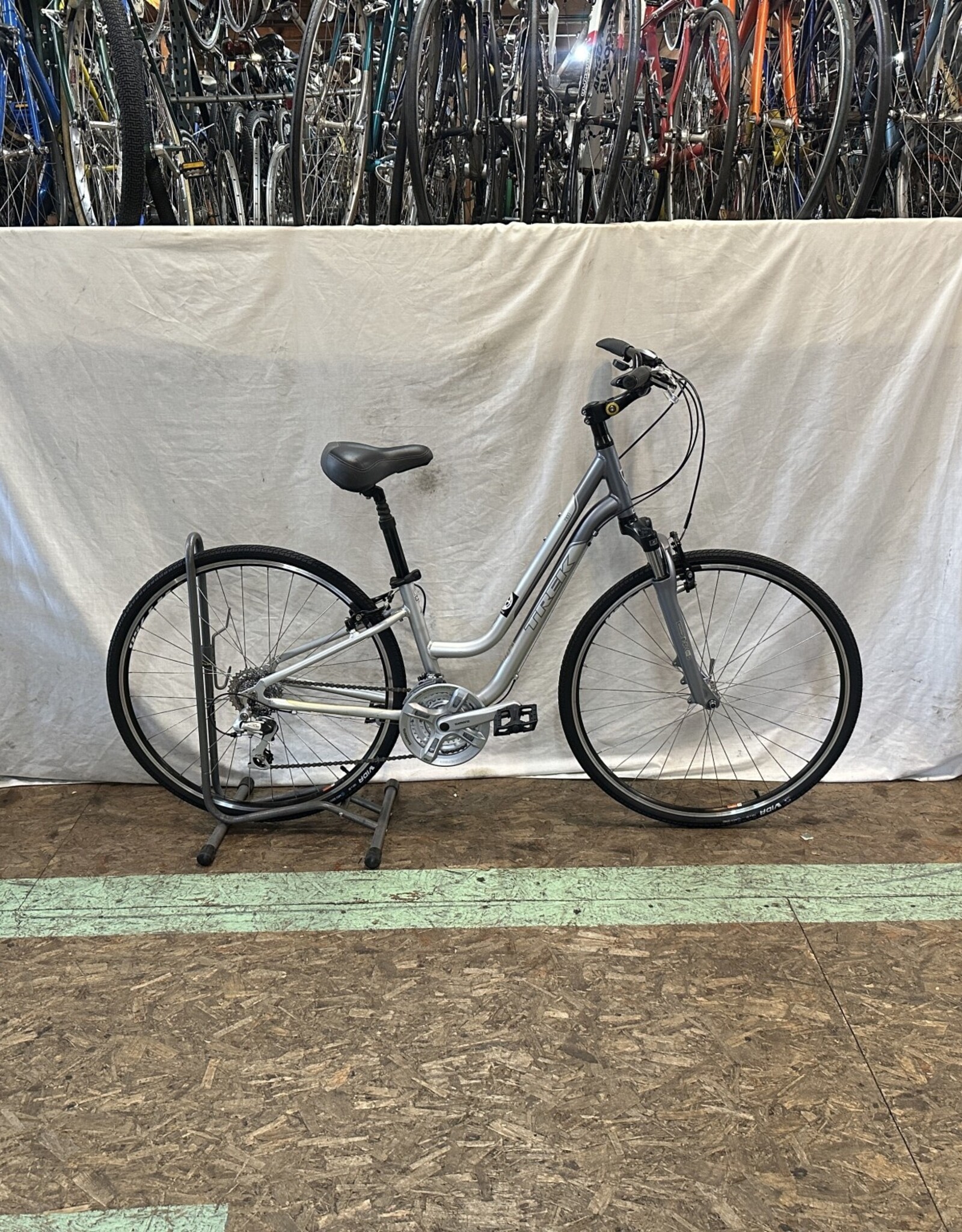 Trek 7300 hotsell