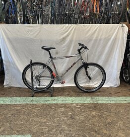 19"  Trek 4500 (0360 E1U)