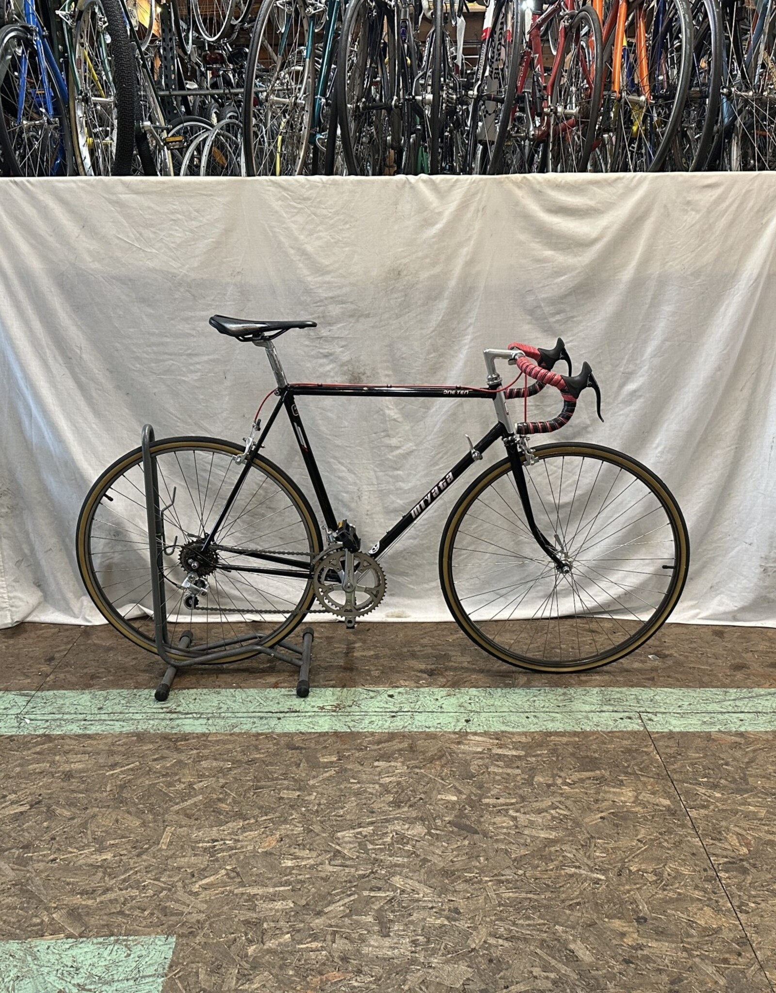 58cm Miyata One Ten 0747 H3U Working Bikes