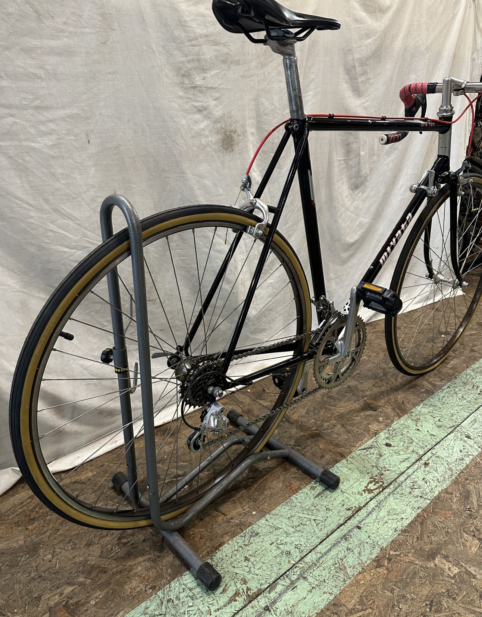 58cm Miyata One Ten (0747 H3U) - Working Bikes 58cm Miyata One Ten (0747 H3U) - Working Bikes