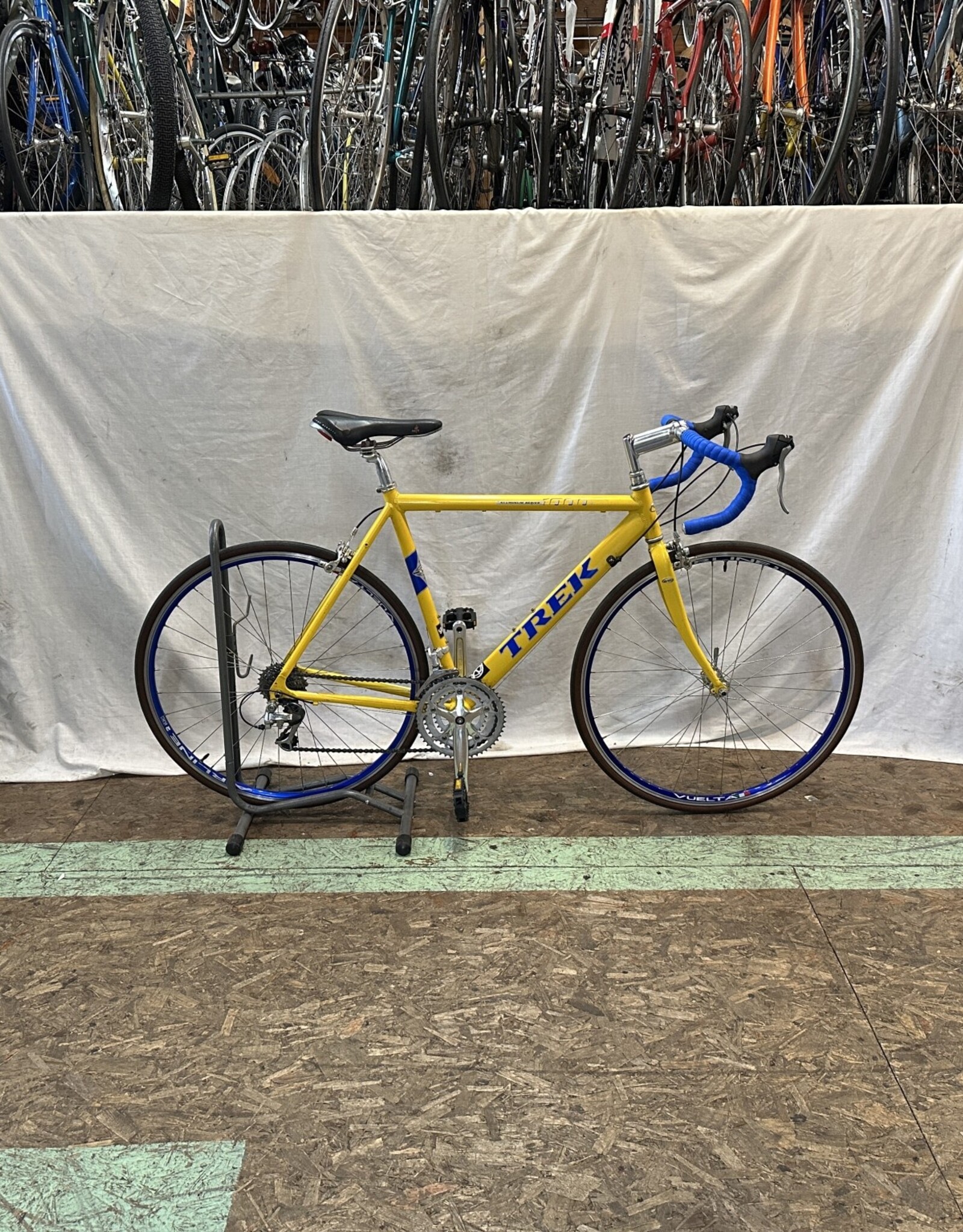 Trek 56cm sale