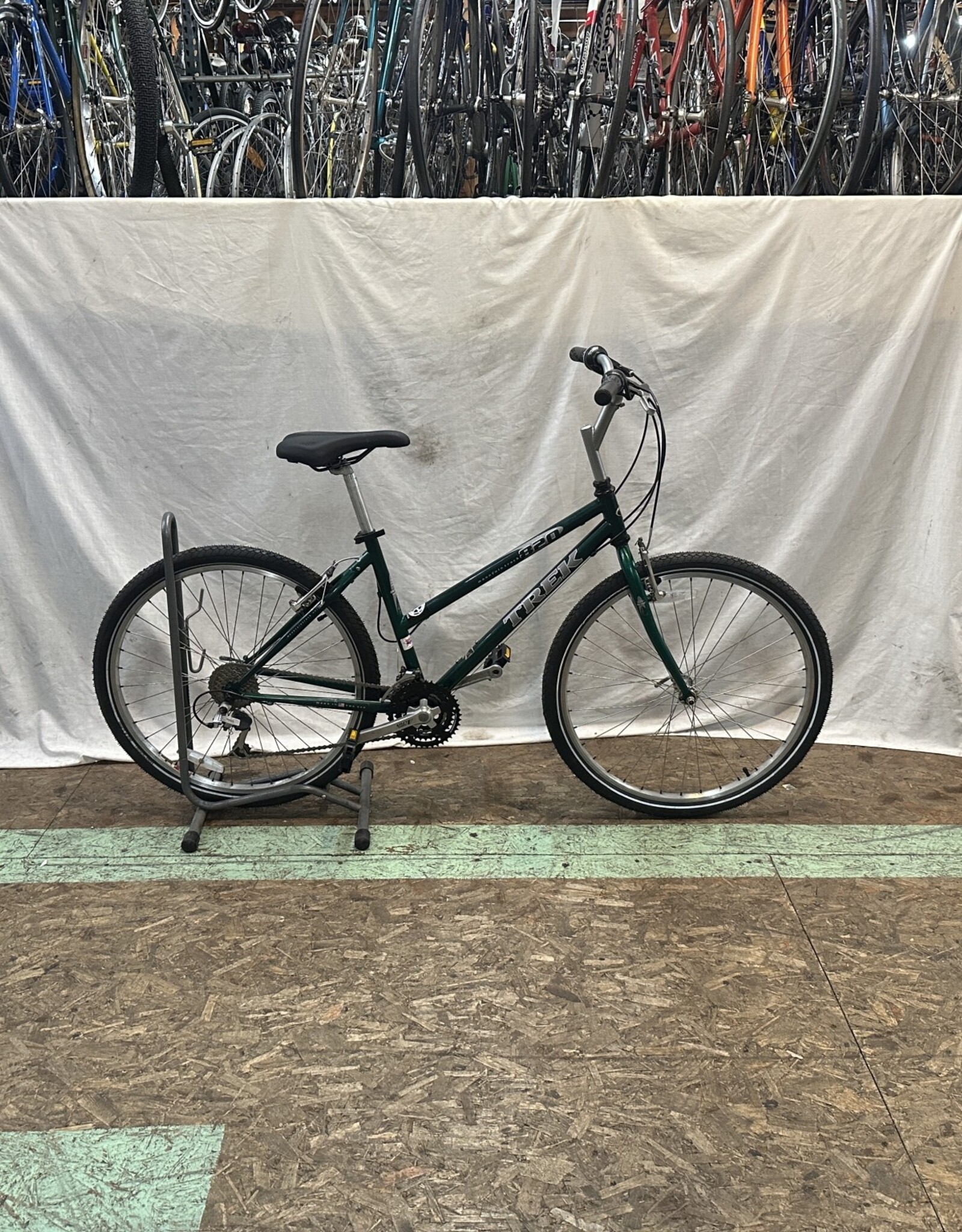 17 Trek 820 Mountain Track 2415 H4U