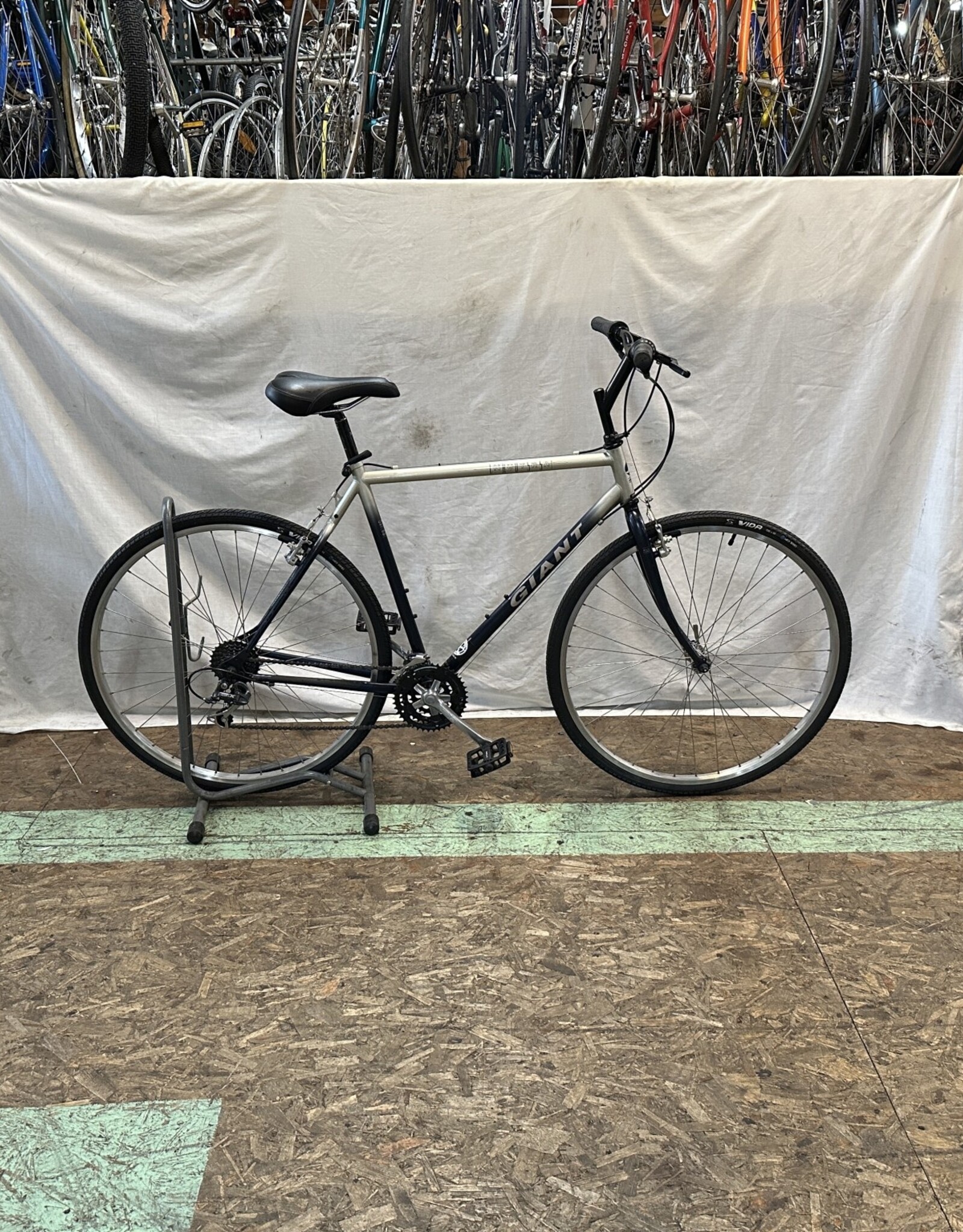 22"  Giant Nutra (2209 G2U)