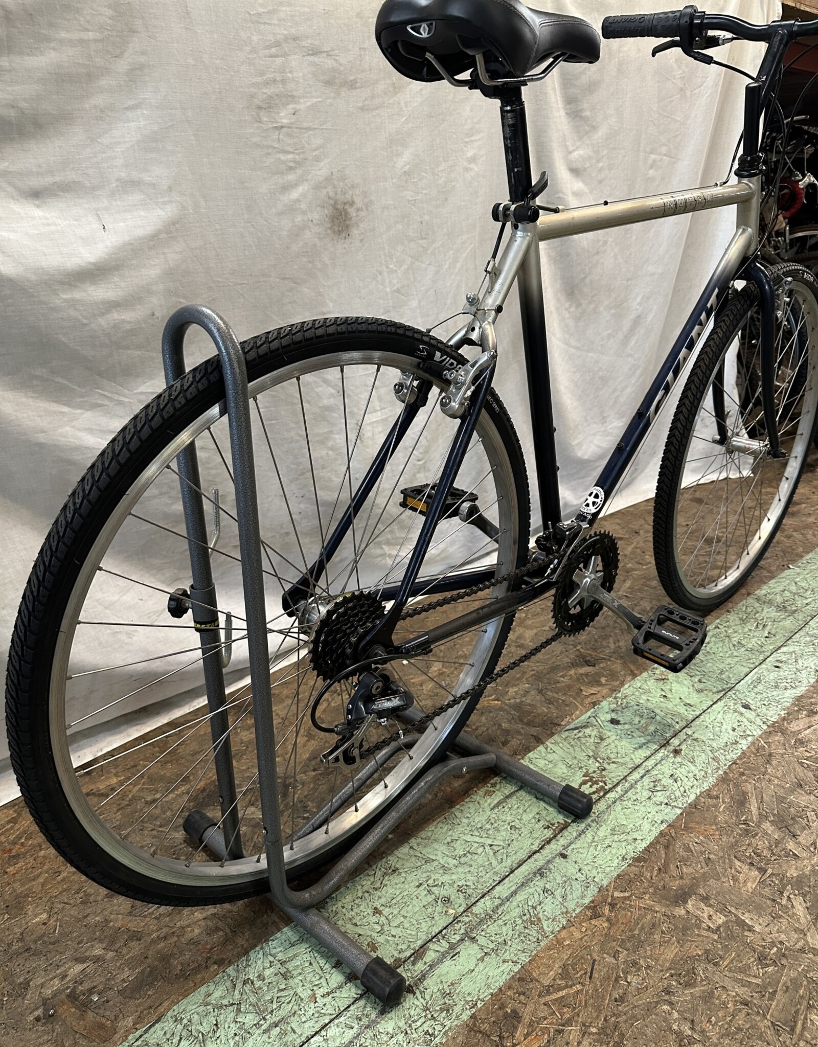 22"  Giant Nutra (2209 G2U)