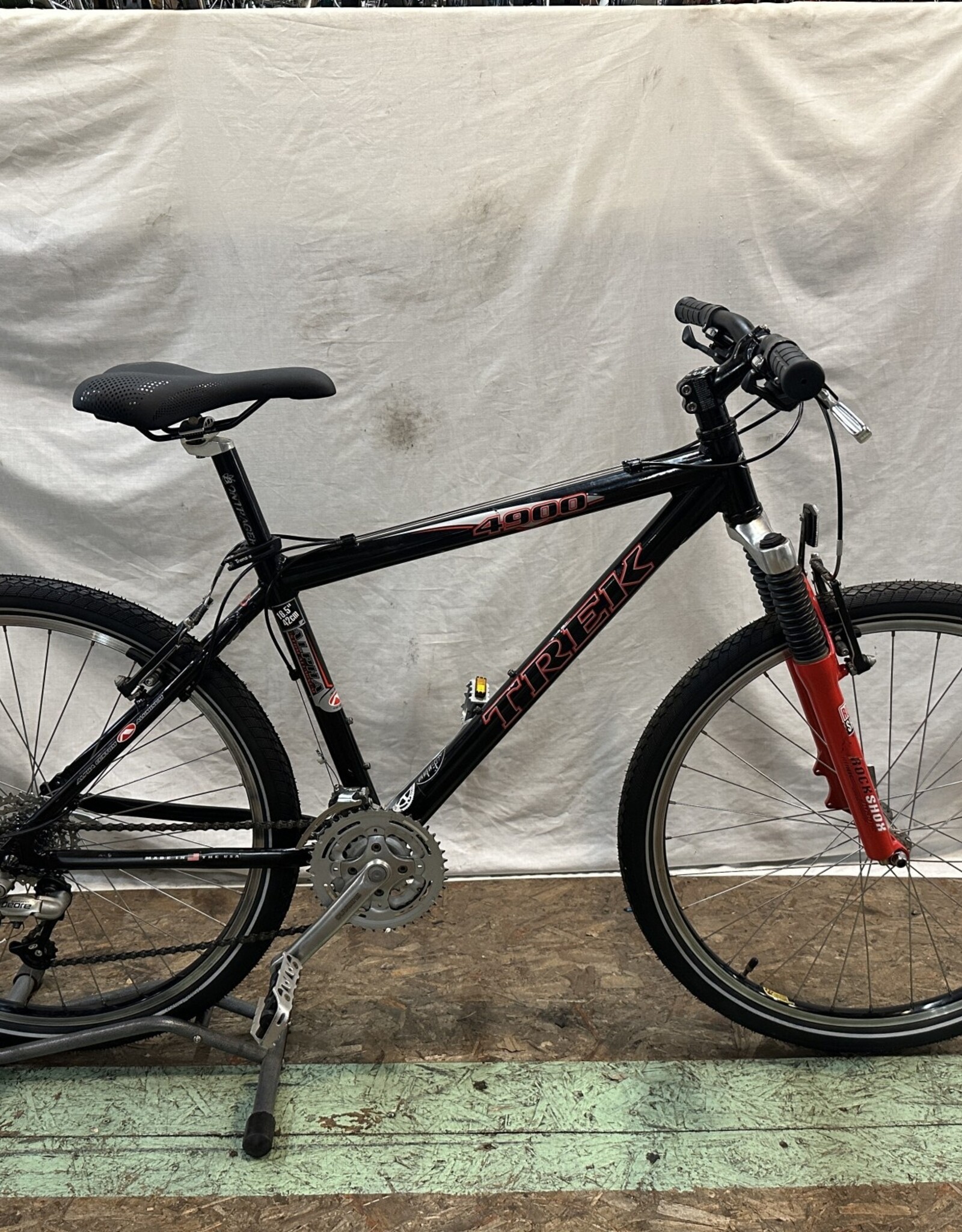 16.5"  Trek 4900 (3797 G3U)