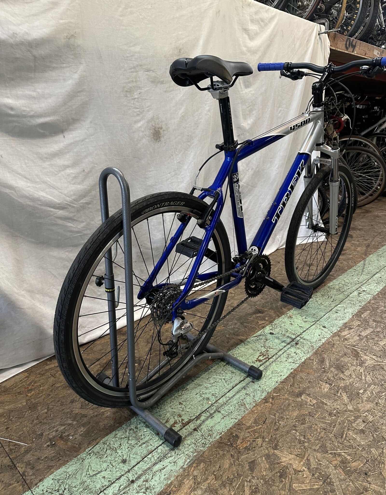 19.5" Trek 4500 (4666 G4U)