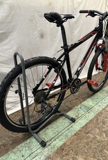 17"  Specialized Rockhopper (5335 H3L)