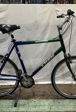 23" Trek Millennia HT (7077 H3L)