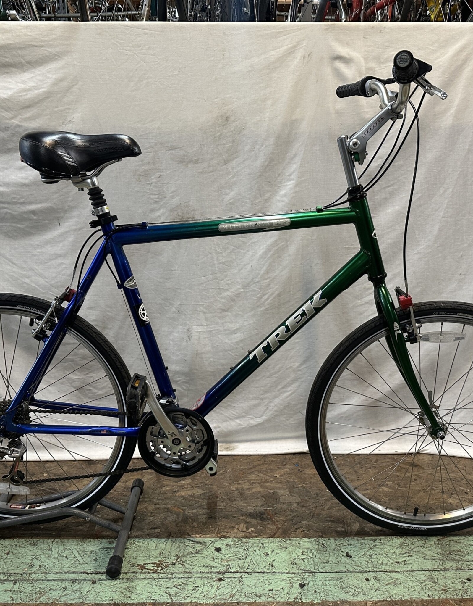 23" Trek Millennia HT (7077 H3L)