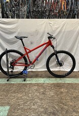 Raleigh 19"  Raleigh Tokul 24 (8165 B2U) Raleigh 19"  Raleigh Tokul 24 (8165 B2U)