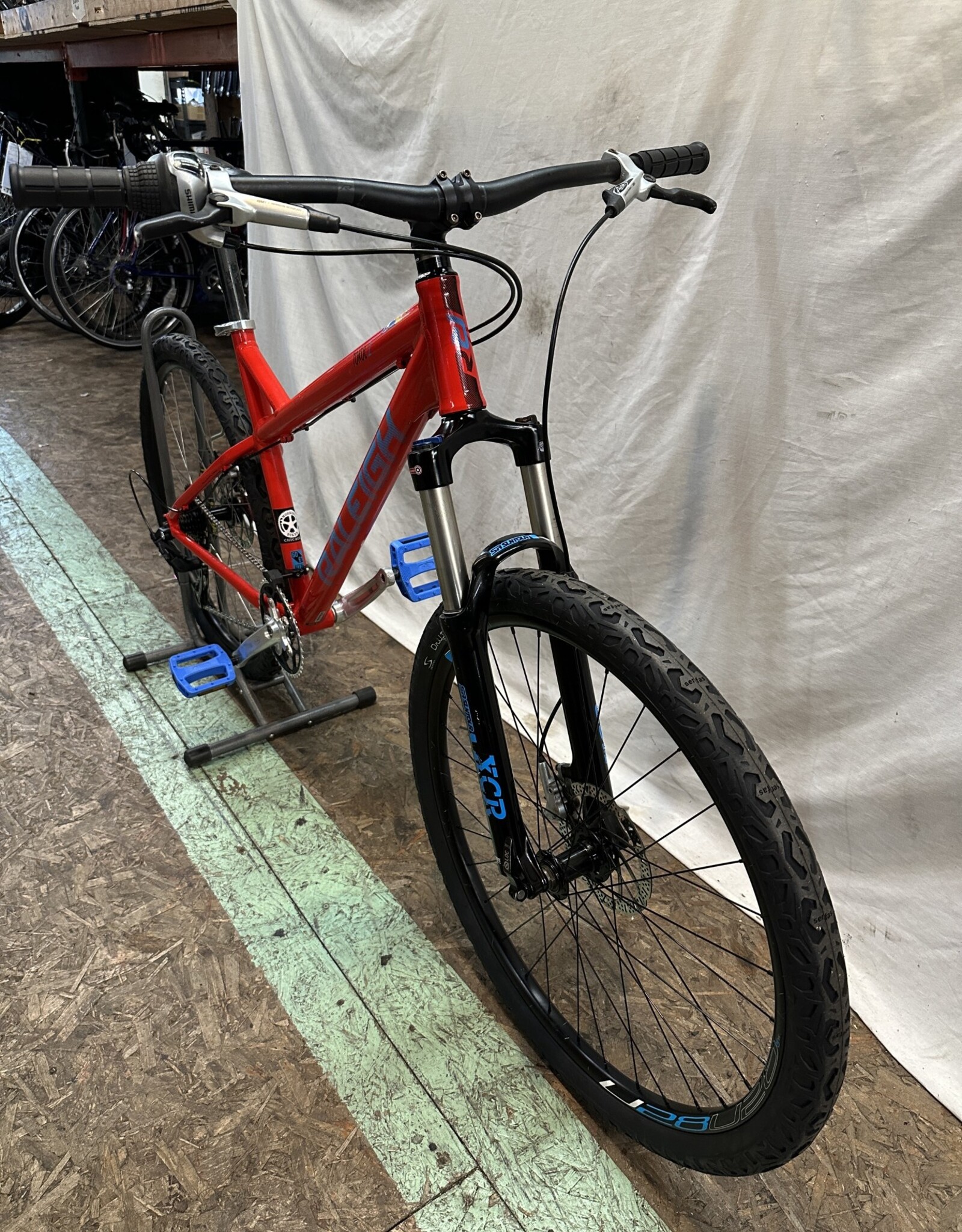 Raleigh 19"  Raleigh Tokul 24 (8165 B2U)