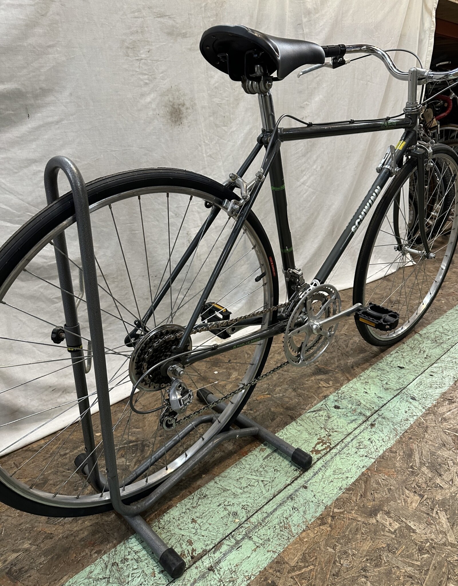48cm  Schwinn Traveler (4158 E2L)