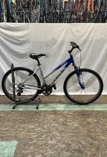 17.5" Trek 820 (8536 C4L)
