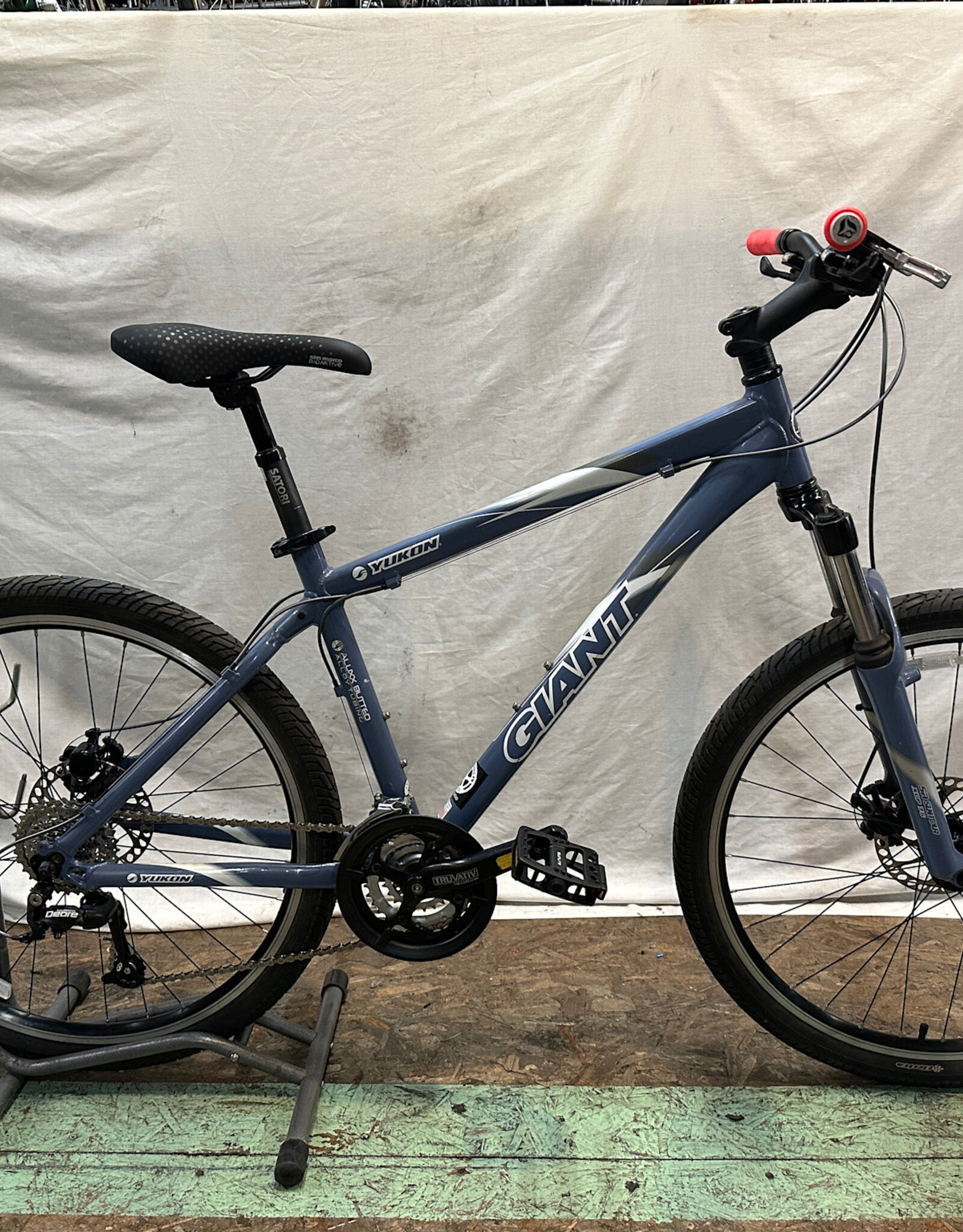 17"  Giant Yukon (1851 I4L)
