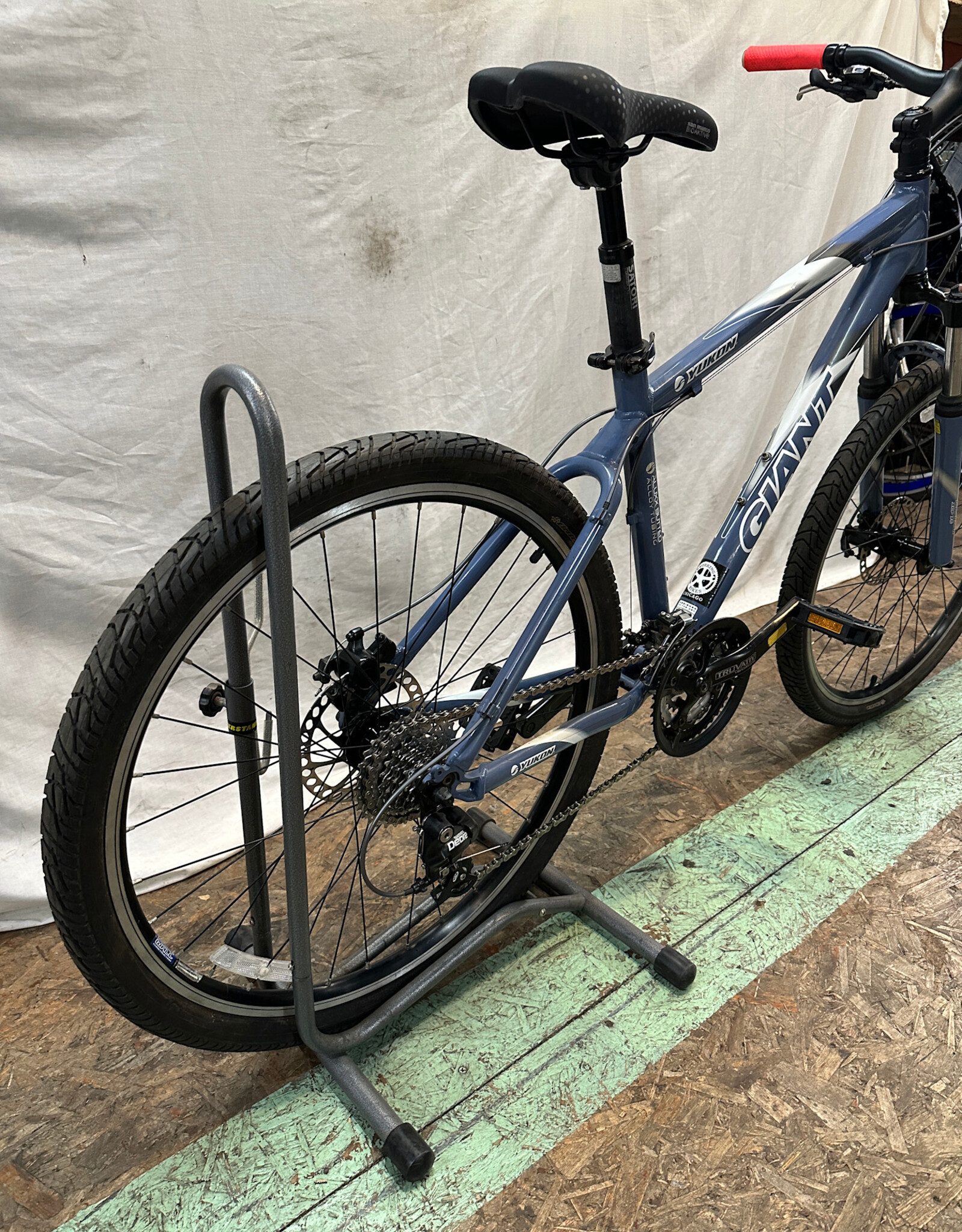 17"  Giant Yukon (1851 I4L)