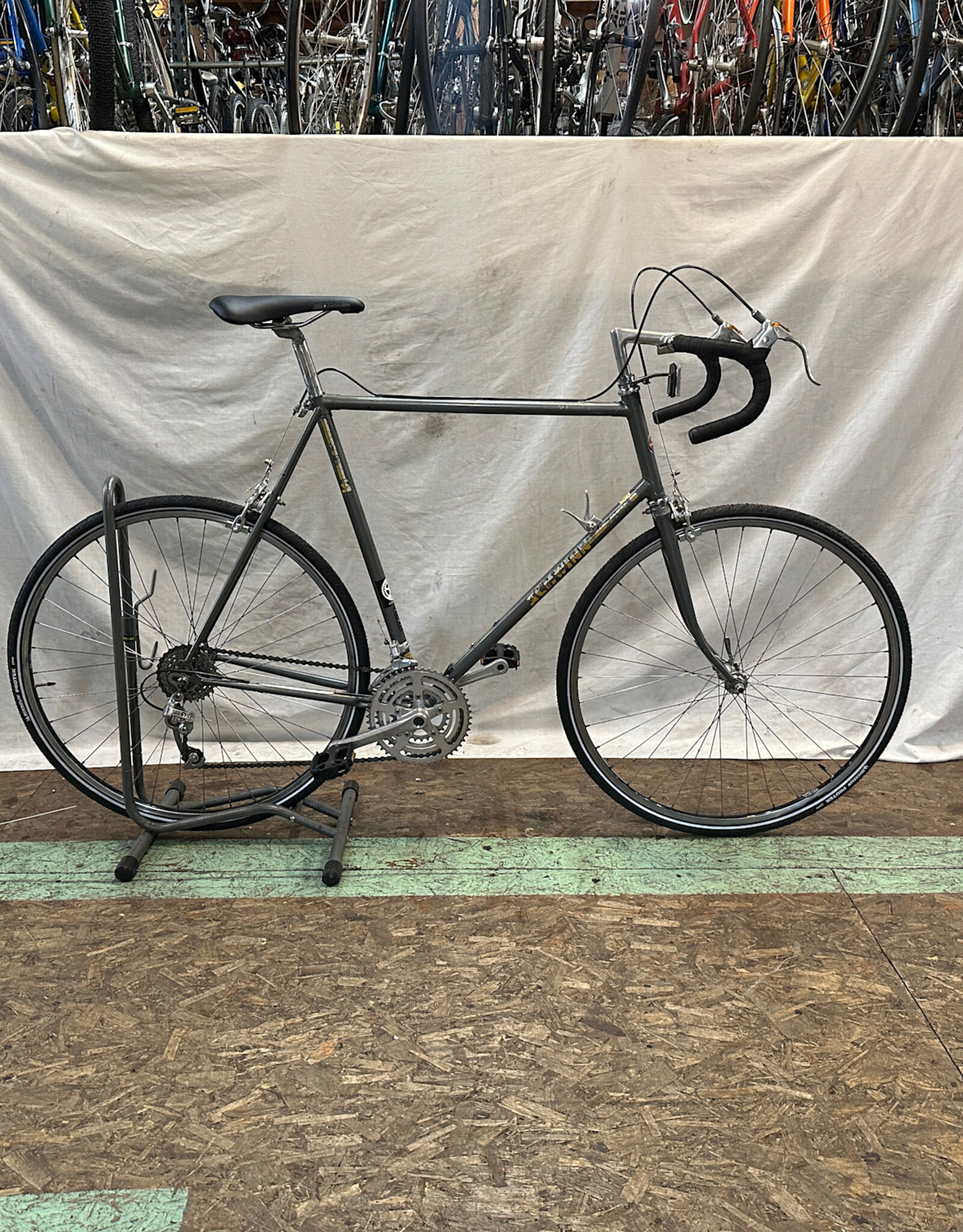 62cm  Schwinn Le Tour (4479 B1L)